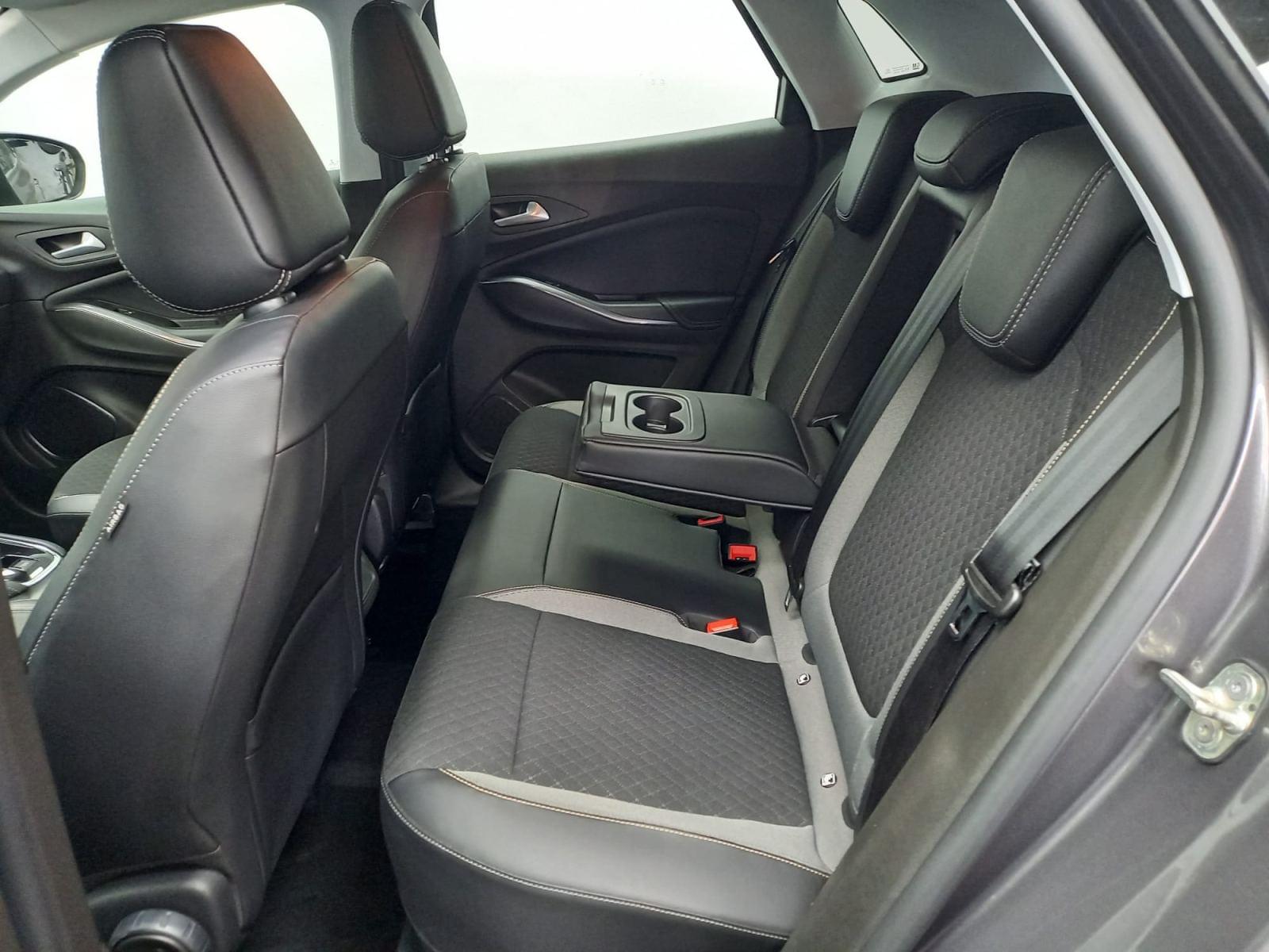 OPEL GRANDLAND X PHEV 1.6 Turbo Edition Auto 4x2 12