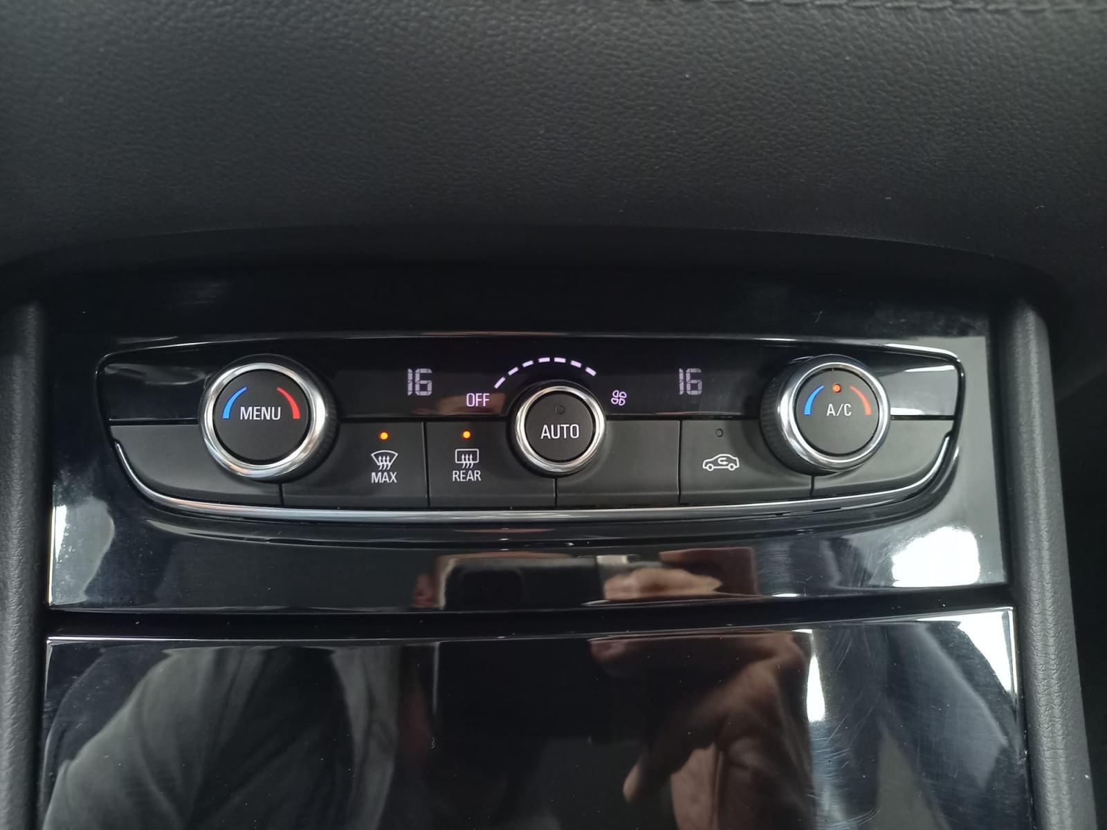 OPEL GRANDLAND X PHEV 1.6 Turbo Edition Auto 4x2 39