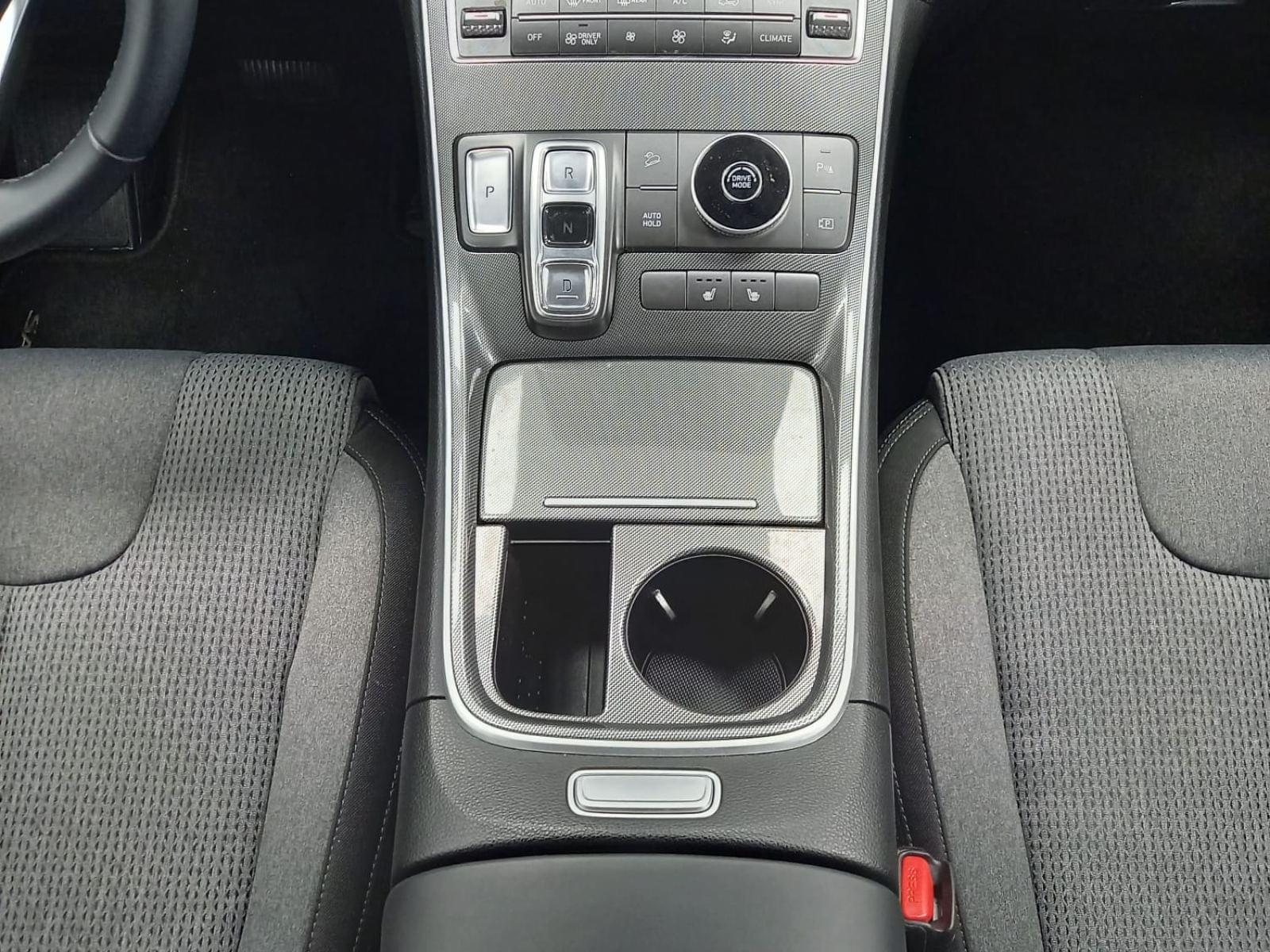 HYUNDAI SANTA FE 7 Plazas 1.6 TGDi HEV Klass Auto 4x2 15 