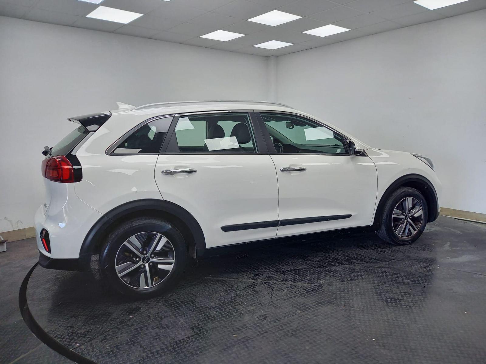 KIA NIRO crossover 1.6 GDi HEV 104kW 141 CV Drive 3