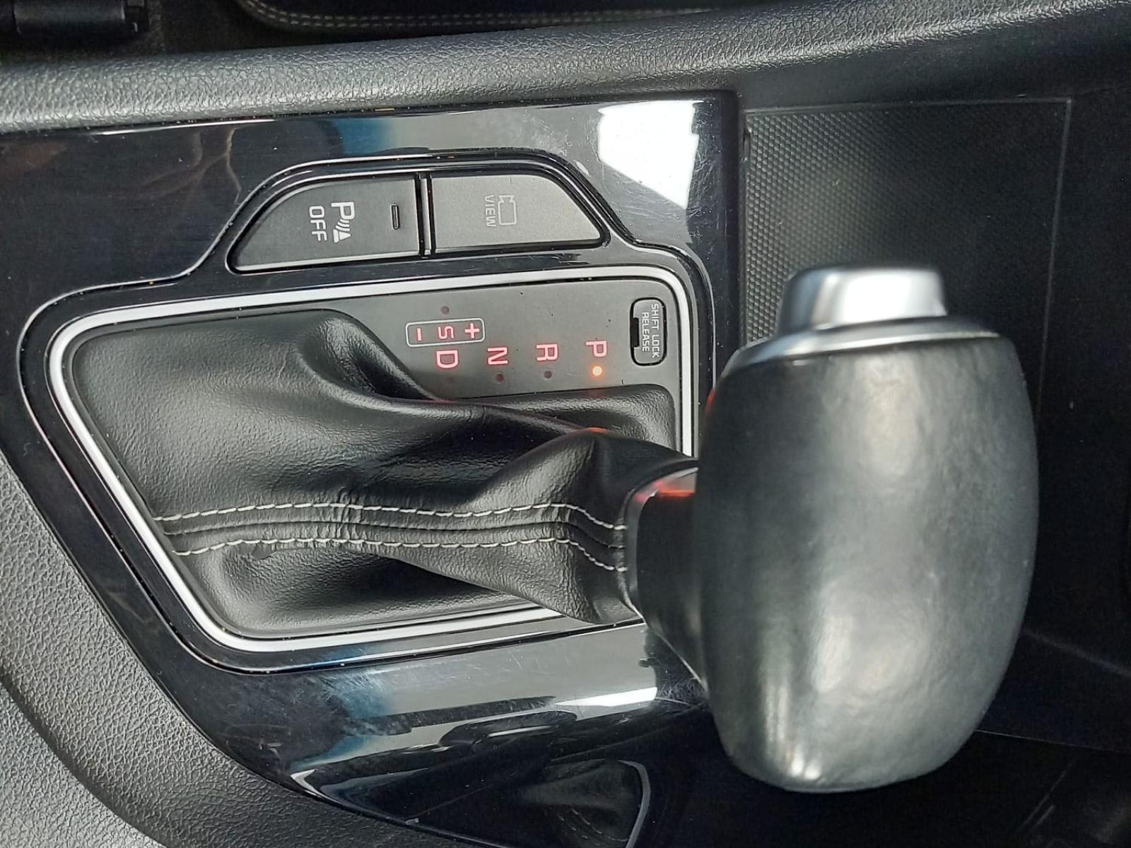 KIA NIRO crossover 1.6 GDi HEV 104kW 141 CV Drive 15