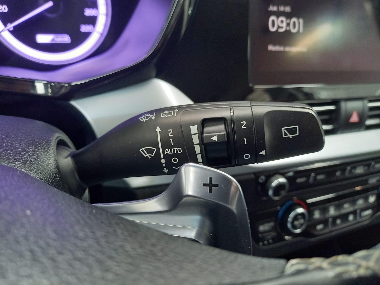 KIA NIRO crossover 1.6 GDi HEV 104kW 141 CV Drive 19
