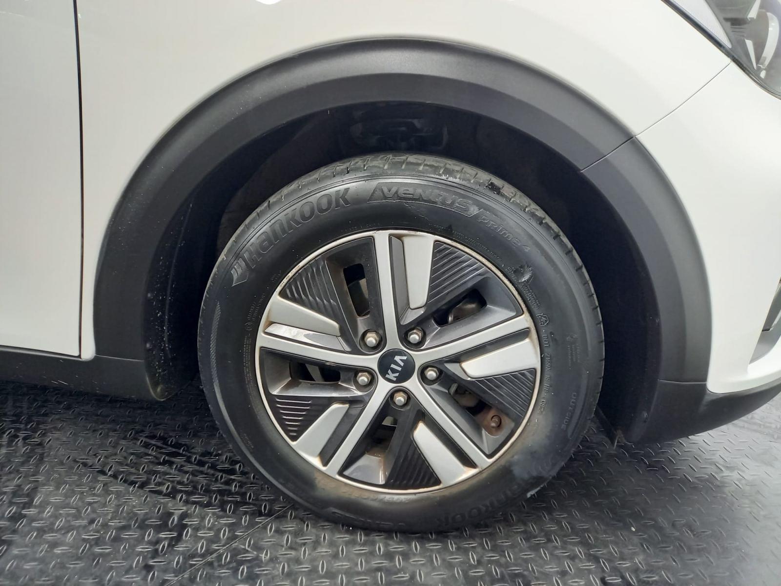 KIA NIRO crossover 1.6 GDi HEV 104kW 141 CV Drive 28