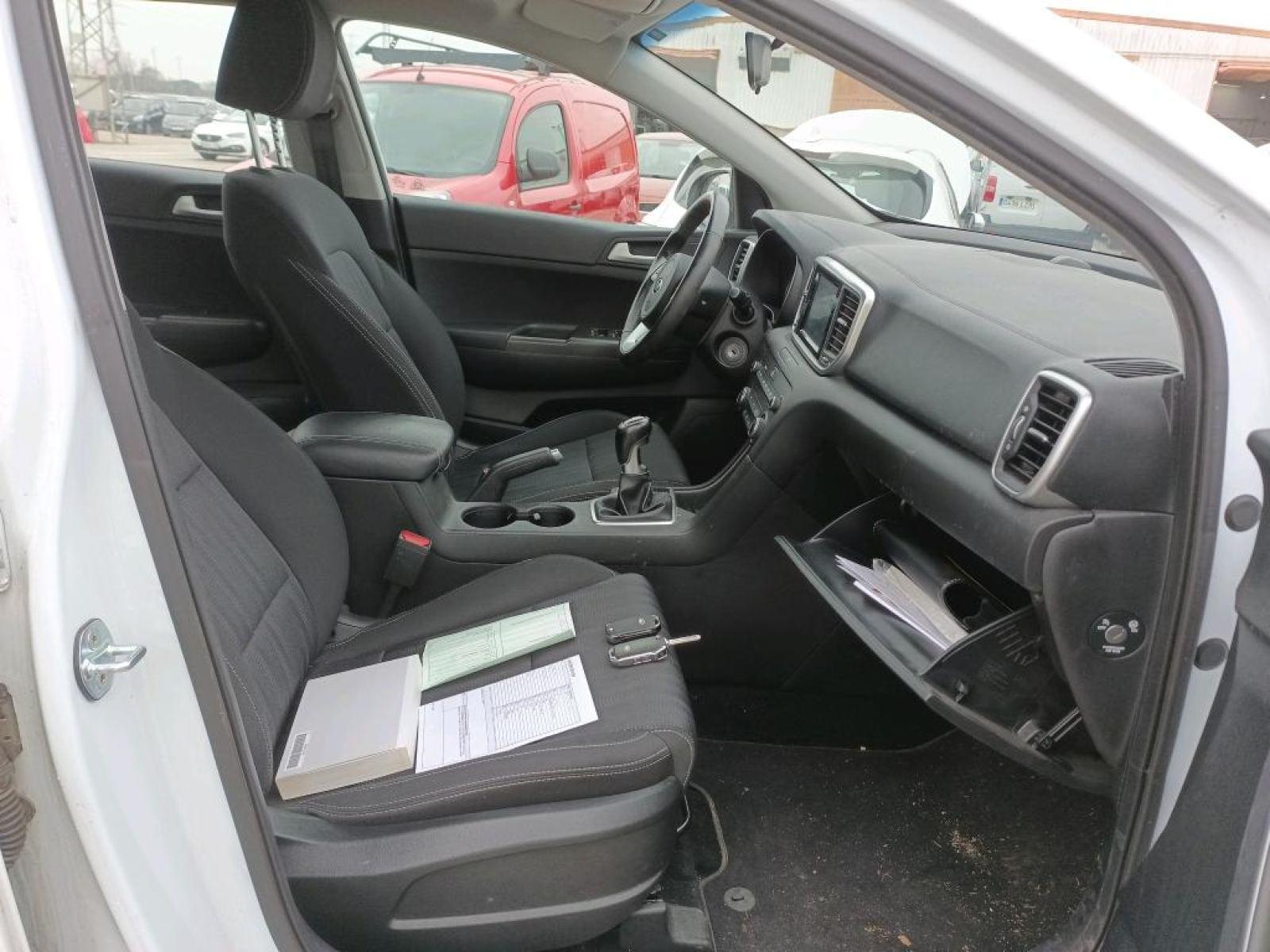 KIA SPORTAGE 1.6 MHEV Concept 85kW (115CV) 4x2 7 