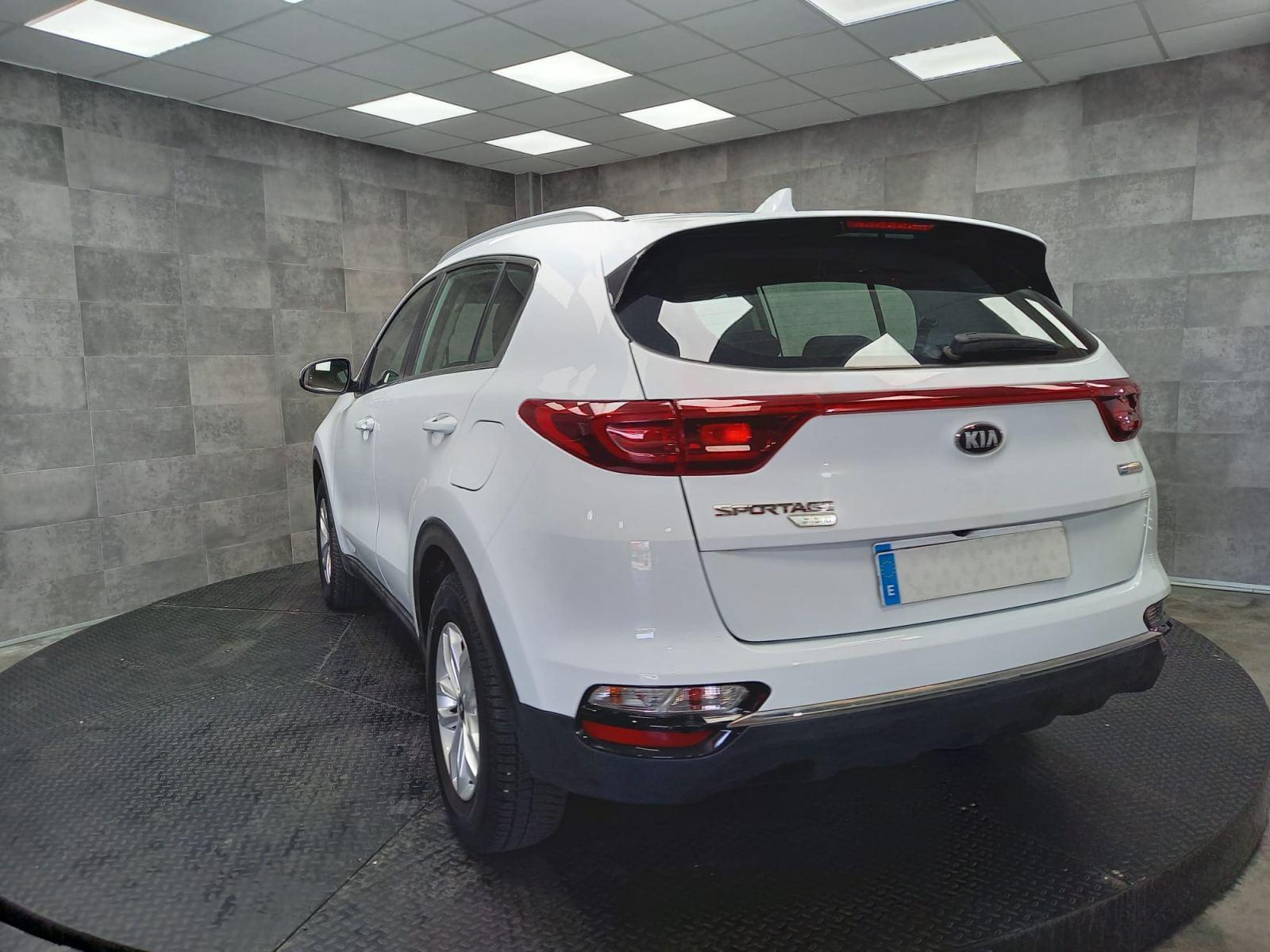 KIA SPORTAGE 1.6 CRDI MHEV Concept 85kW (115CV) 4x2 7