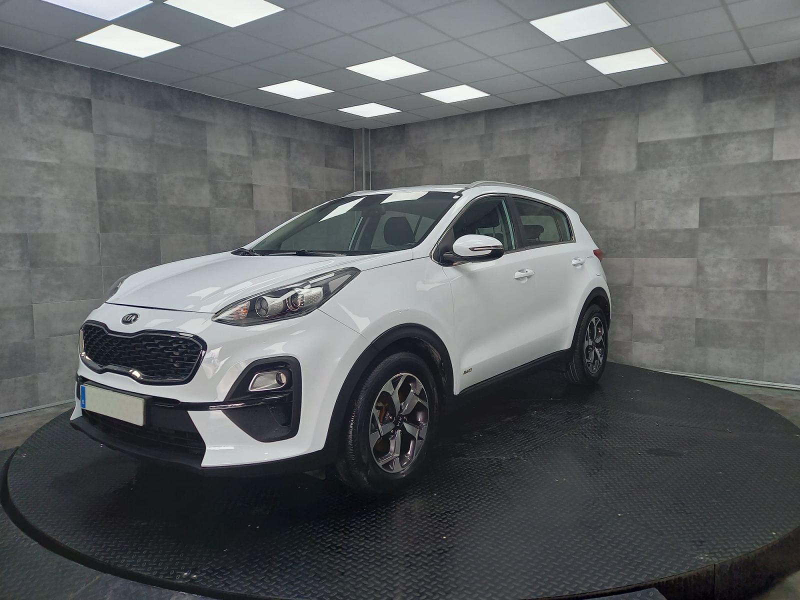 imagen de KIA SPORTAGE 1.6 CRDI MHEV Business 100kW (136CV) 4x4 - REF: 06417