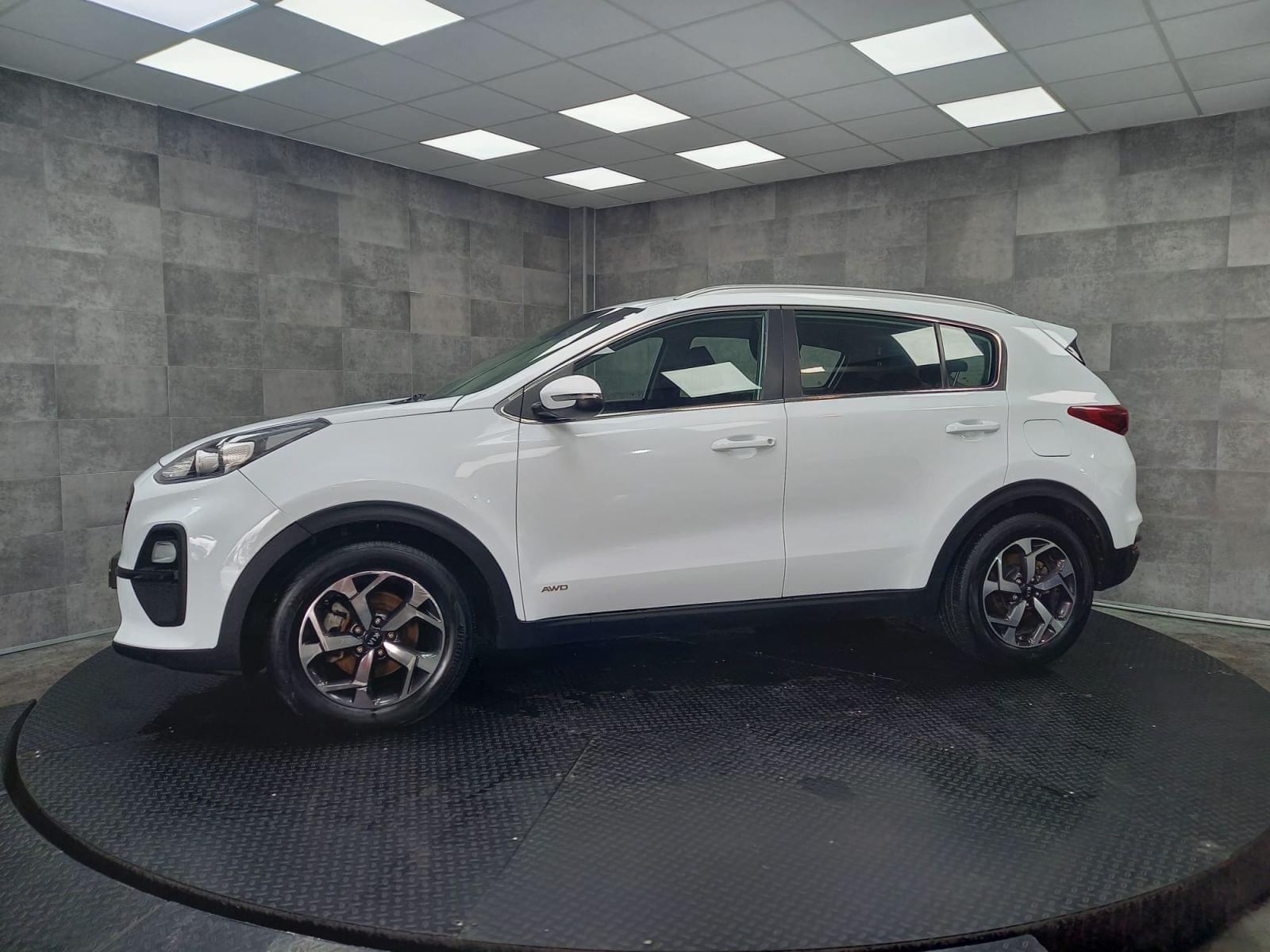 KIA SPORTAGE 1.6 CRDI MHEV Business 100kW (136CV) 4x4 8