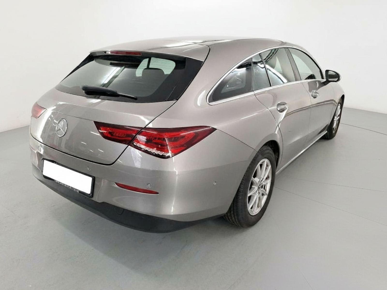 MERCEDES CLASE CLA SHOOTING BREAK 180 Business Solution 4 