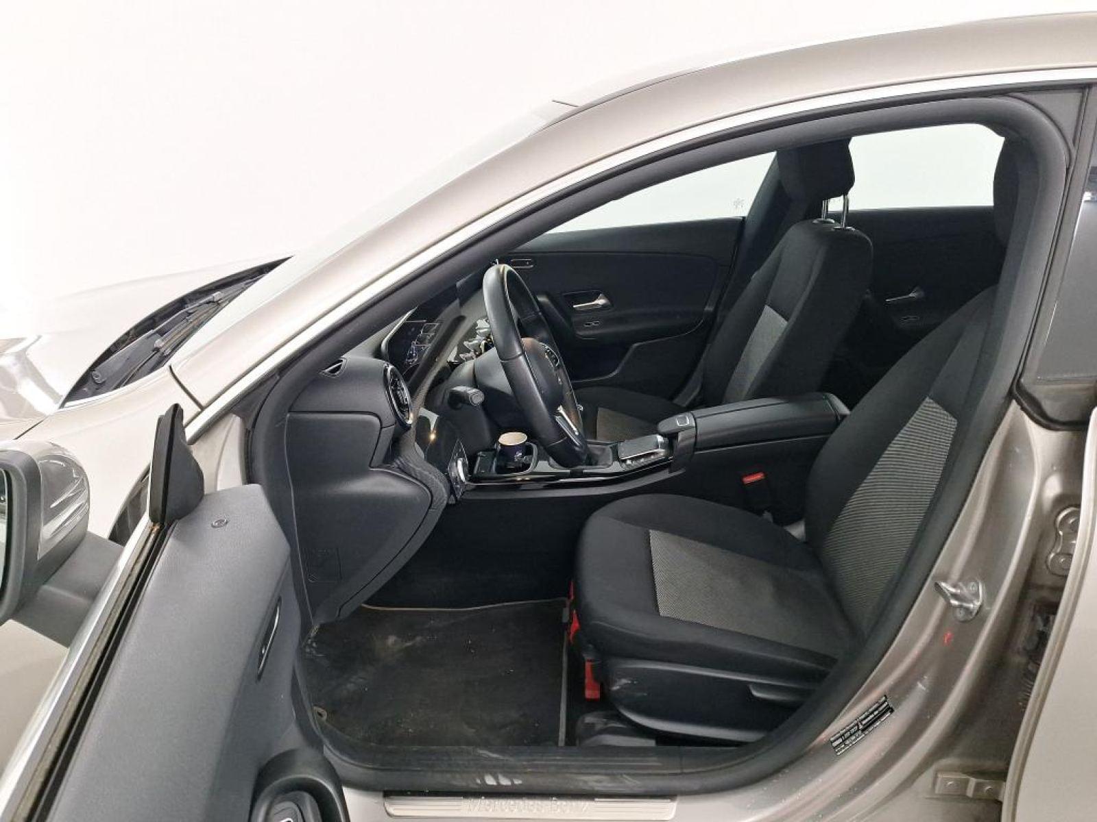 MERCEDES CLASE CLA SHOOTING BREAK 180 Business Solution 6 