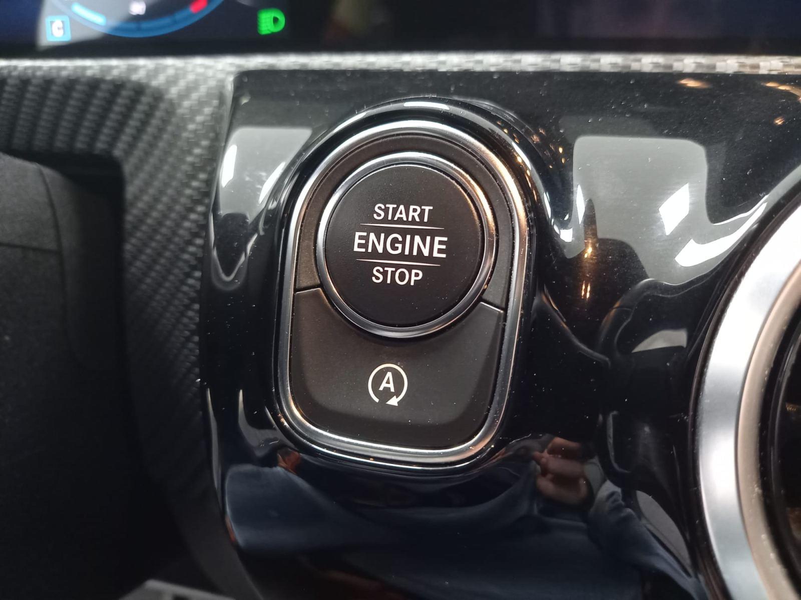 MERCEDES CLASE CLA SHOOTING BREAK 180 Business Solution 30