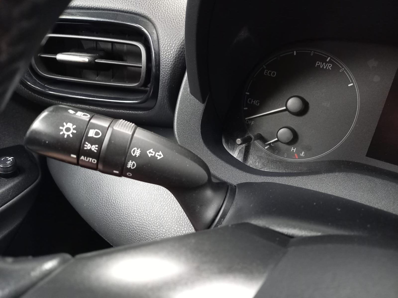 TOYOTA YARIS 1.5 120H ACTIVE TECH 18