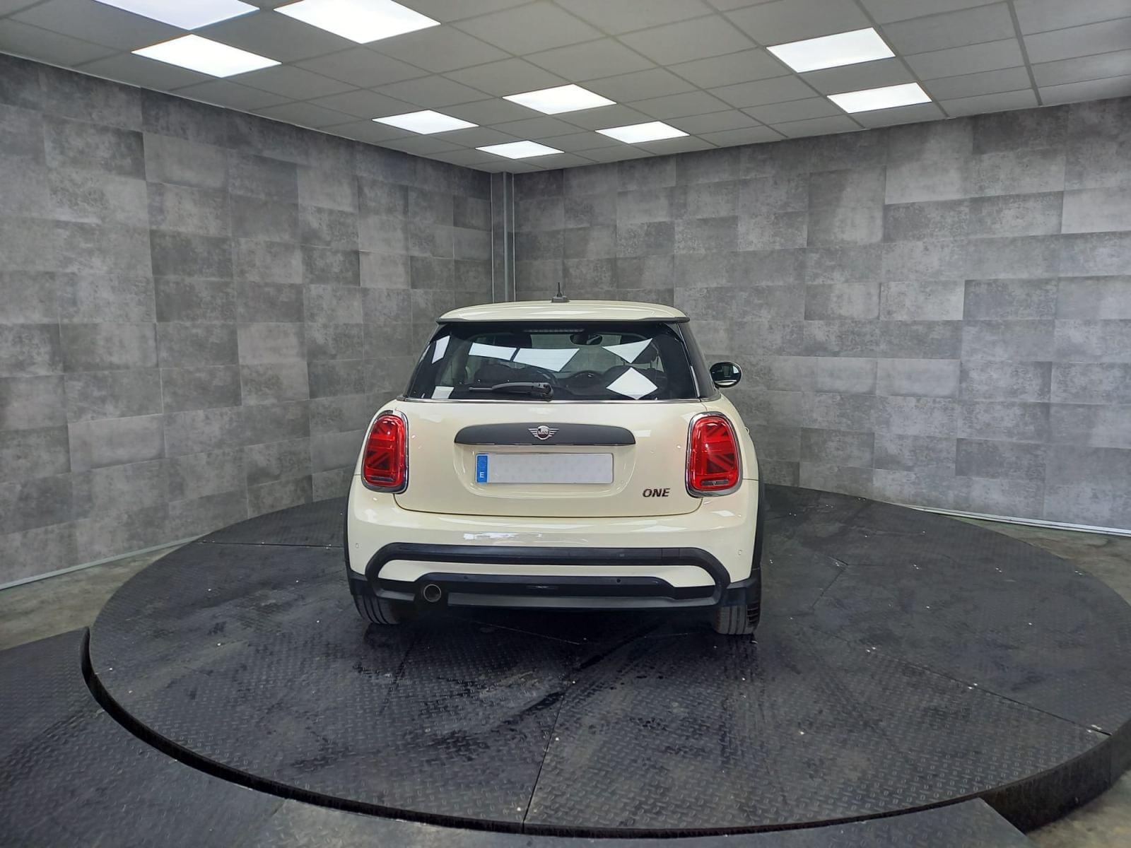 MINI MINI ONE 3P 6