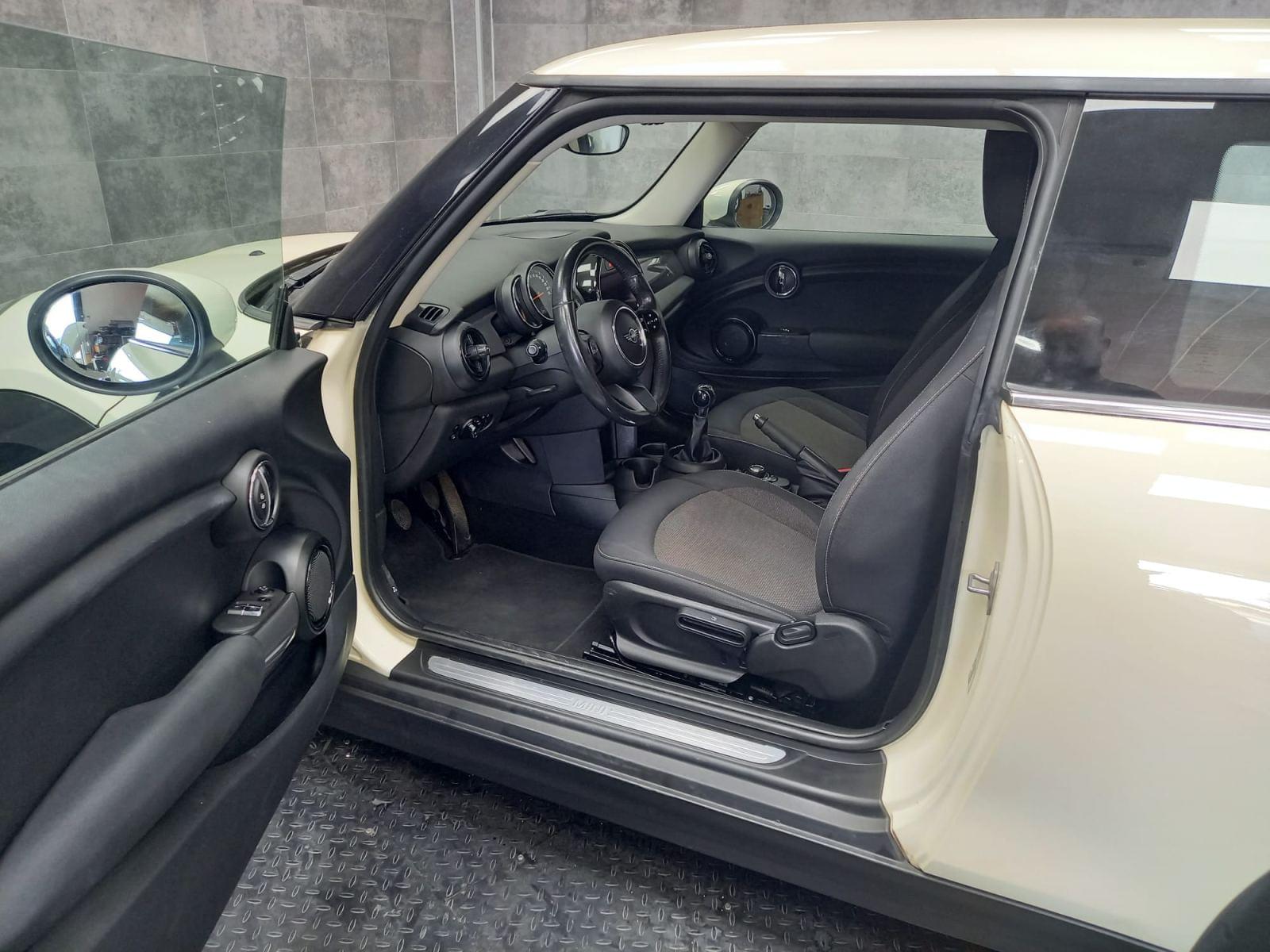 MINI MINI ONE 3P 8