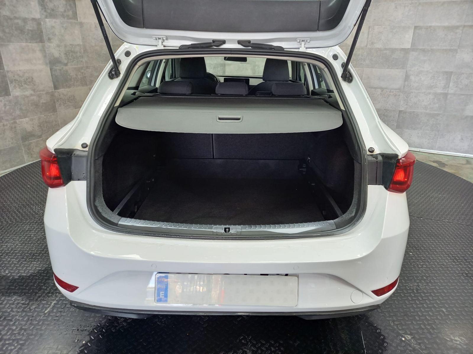 SEAT LEON SP famliar 2.0 TDI 85kW Reference Go 12