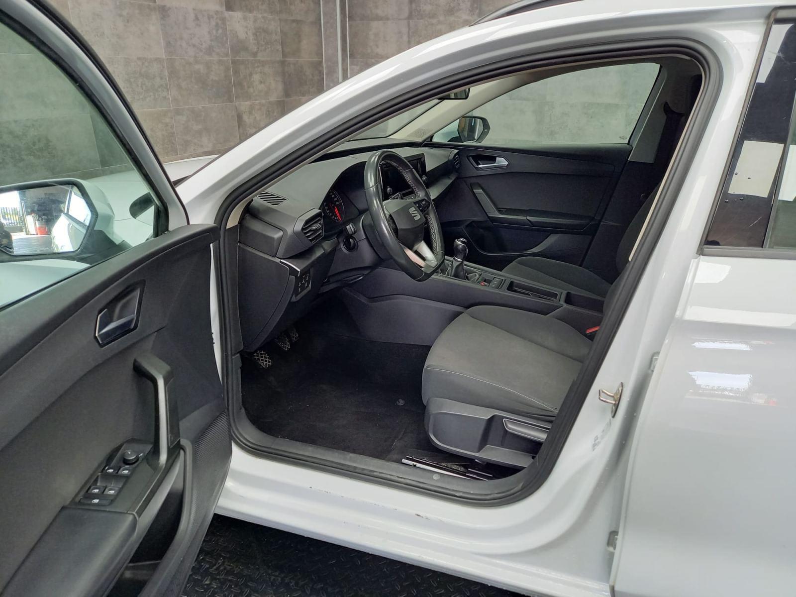 SEAT LEON SP famliar 2.0 TDI 85kW Reference Go 8