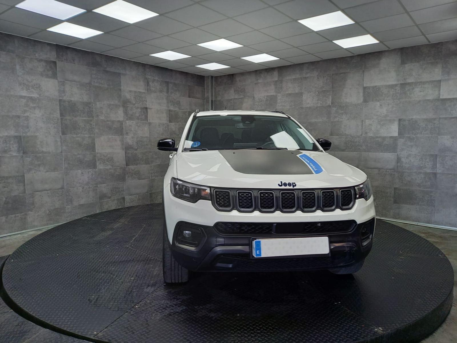 imagen de JEEP COMPASS Trailhawk 1.3 PHEV 240 CV - REF: 06449
