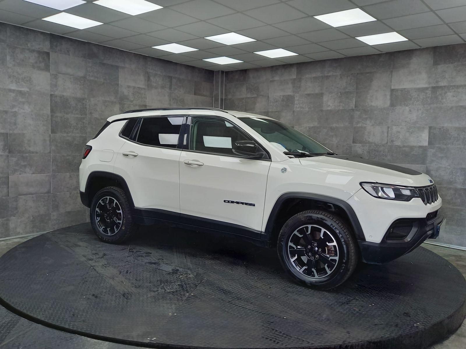 JEEP COMPASS Trailhawk 1.3 PHEV 240 CV 3