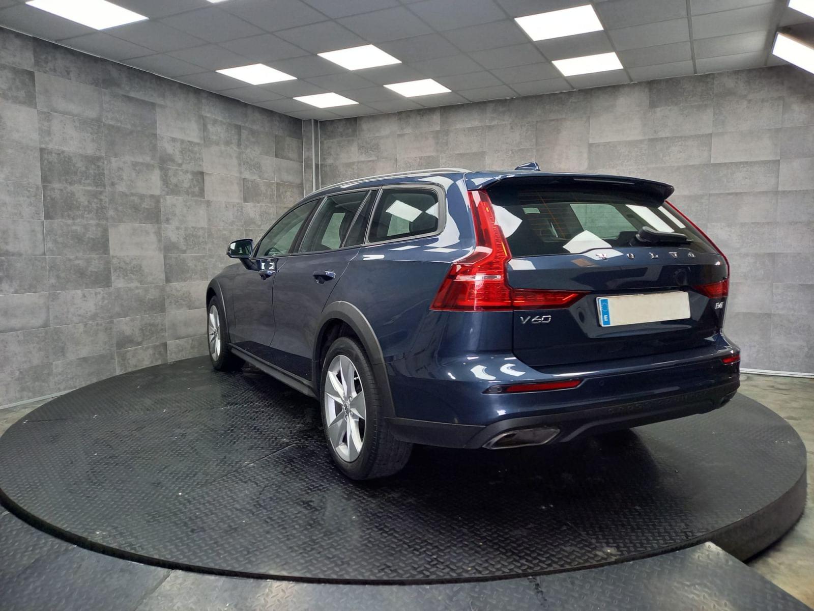 VOLVO V60 CROSS COUNTRY 2.0 B4 AWD AUTO 7 