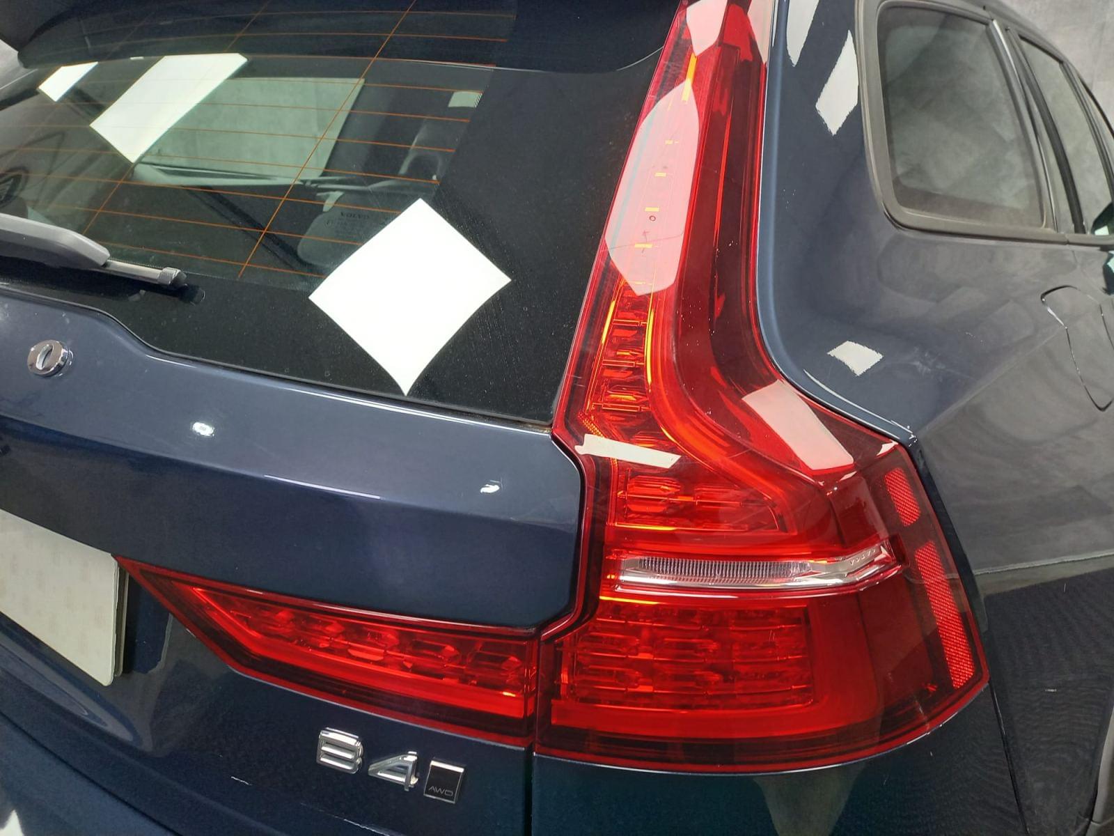VOLVO V60 CROSS COUNTRY 2.0 B4 AWD AUTO 25 