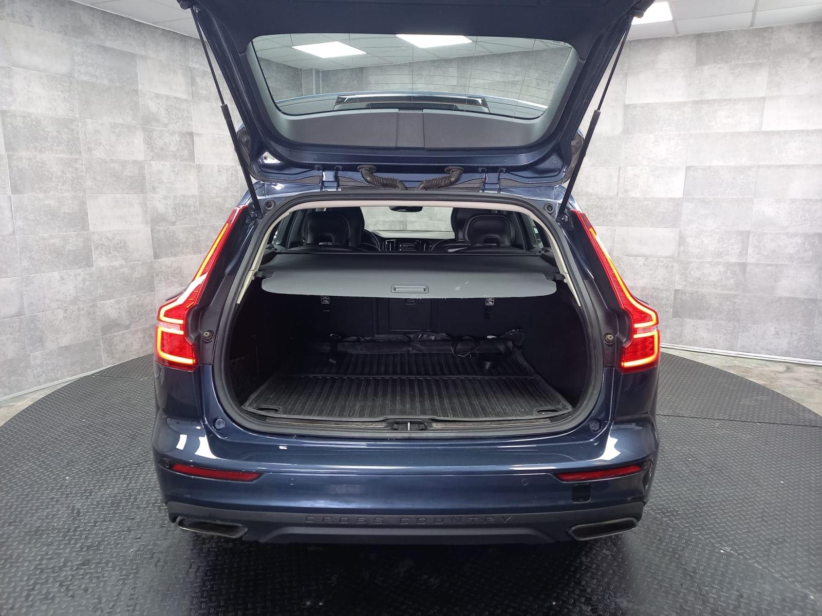 VOLVO V60 CROSS COUNTRY 2.0 B4 AWD AUTO 30 