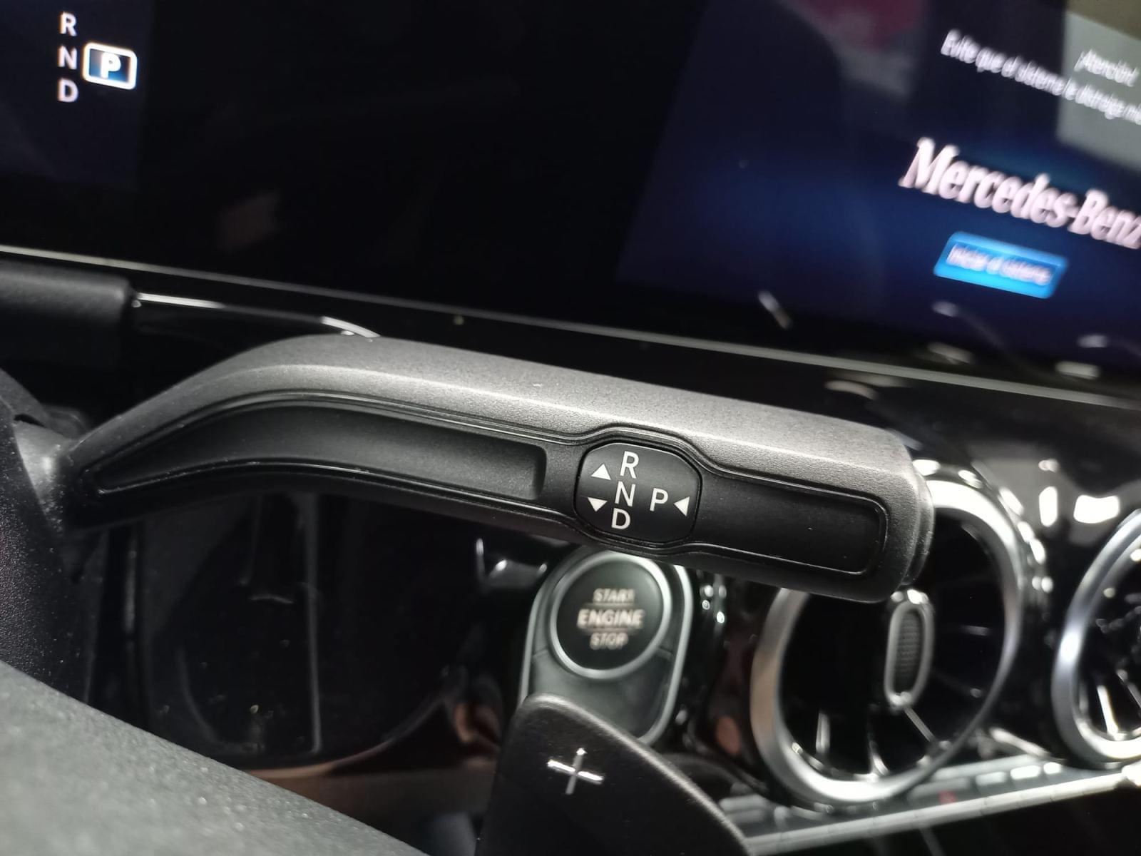MERCEDES CLASE GLA 250 E 220 CV 23