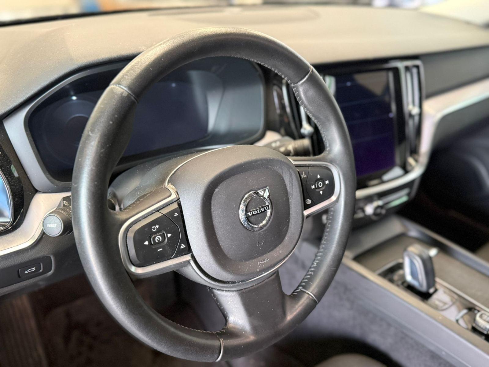VOLVO S60 B4 FWD MOMENTUM PRO OUT 4 