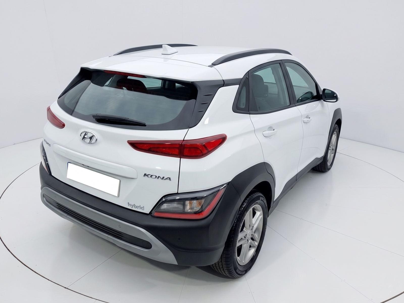 HYUNDAI KONA todoterreno 1.6 CRDI 136CV 48V Maxx 4X2 2 