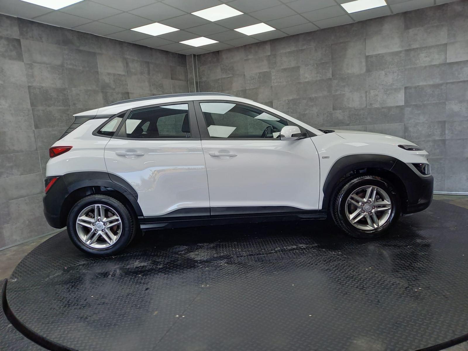 HYUNDAI KONA todoterreno 1.6 CRDI 136CV 48V Maxx 4X2 4 