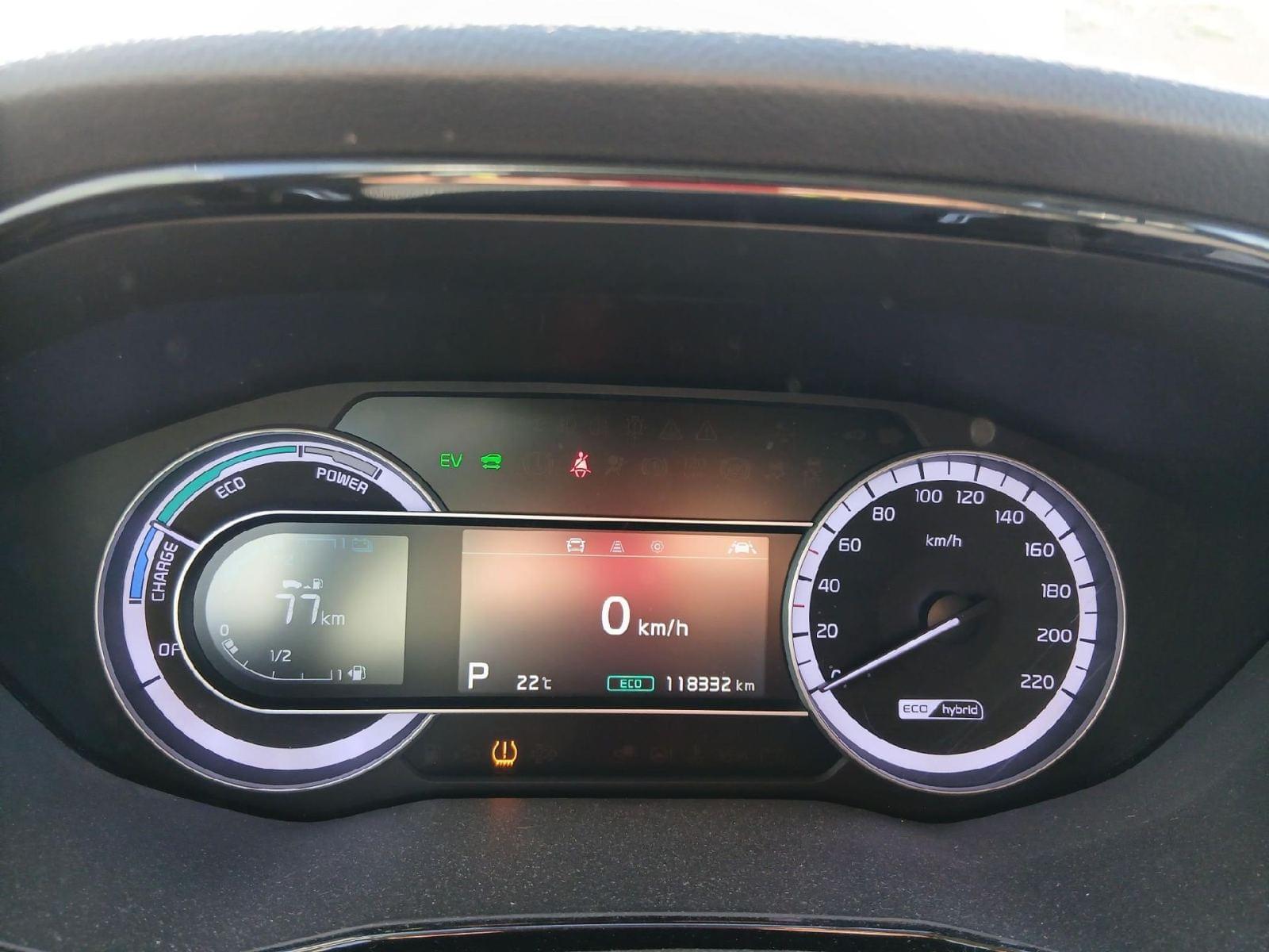 KIA NIRO 1.6 GDi HEV 104kW (141CV) Concept 4 