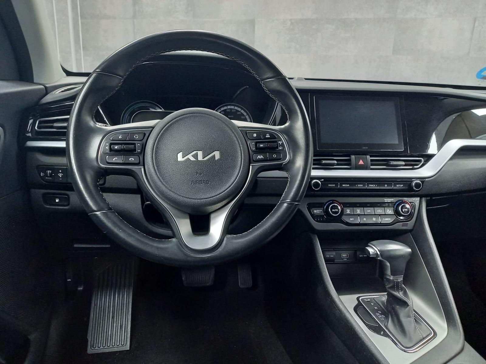 KIA NIRO 1.6 GDi HEV 104kW (141CV) Concept 27