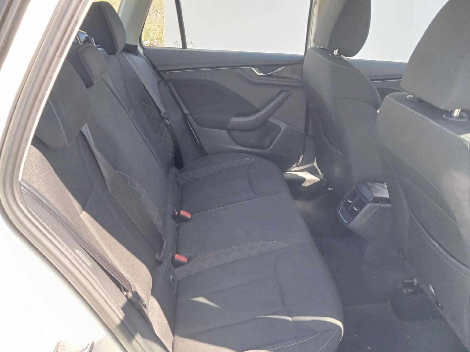 SKODA KAMIQ 1.0 TSI 110 CV DSG Ambition 7