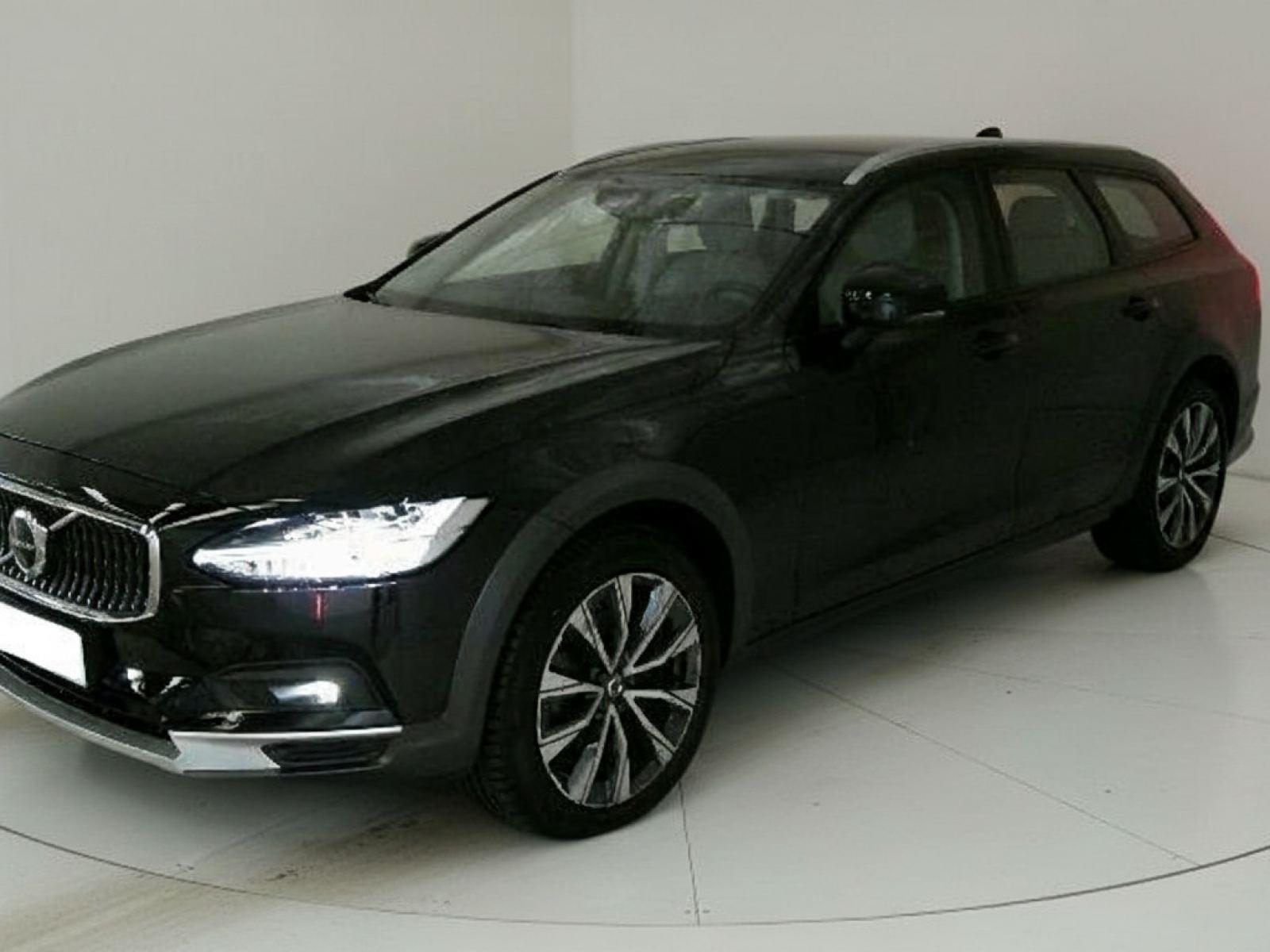 imagen de VOLVO V90 CROSS COUNTRY 2.0 B4 D AWD AUTO - REF: 06473