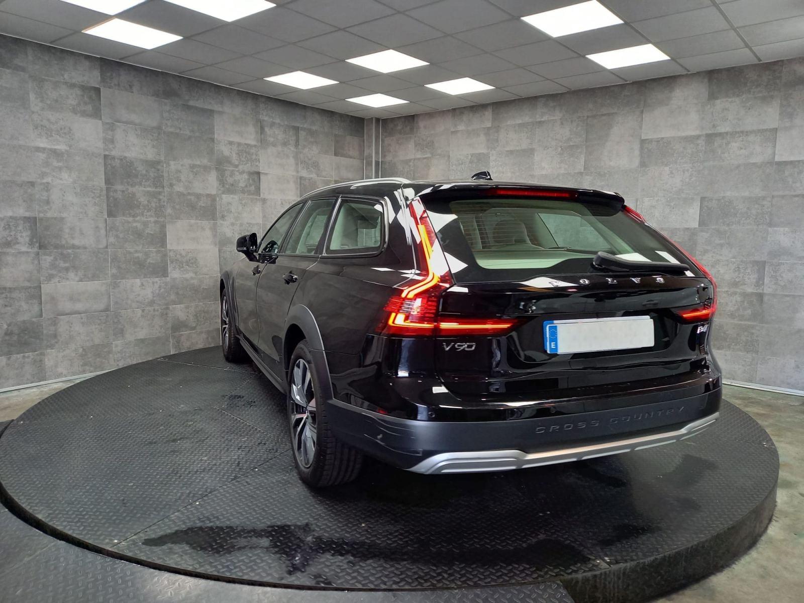 VOLVO V90 CROSS COUNTRY 2.0 B4 D AWD AUTO 7 