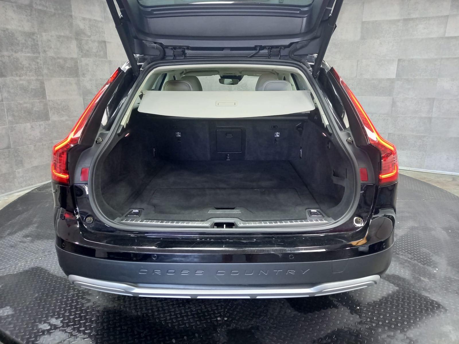 VOLVO V90 CROSS COUNTRY 2.0 B4 D AWD AUTO 30 