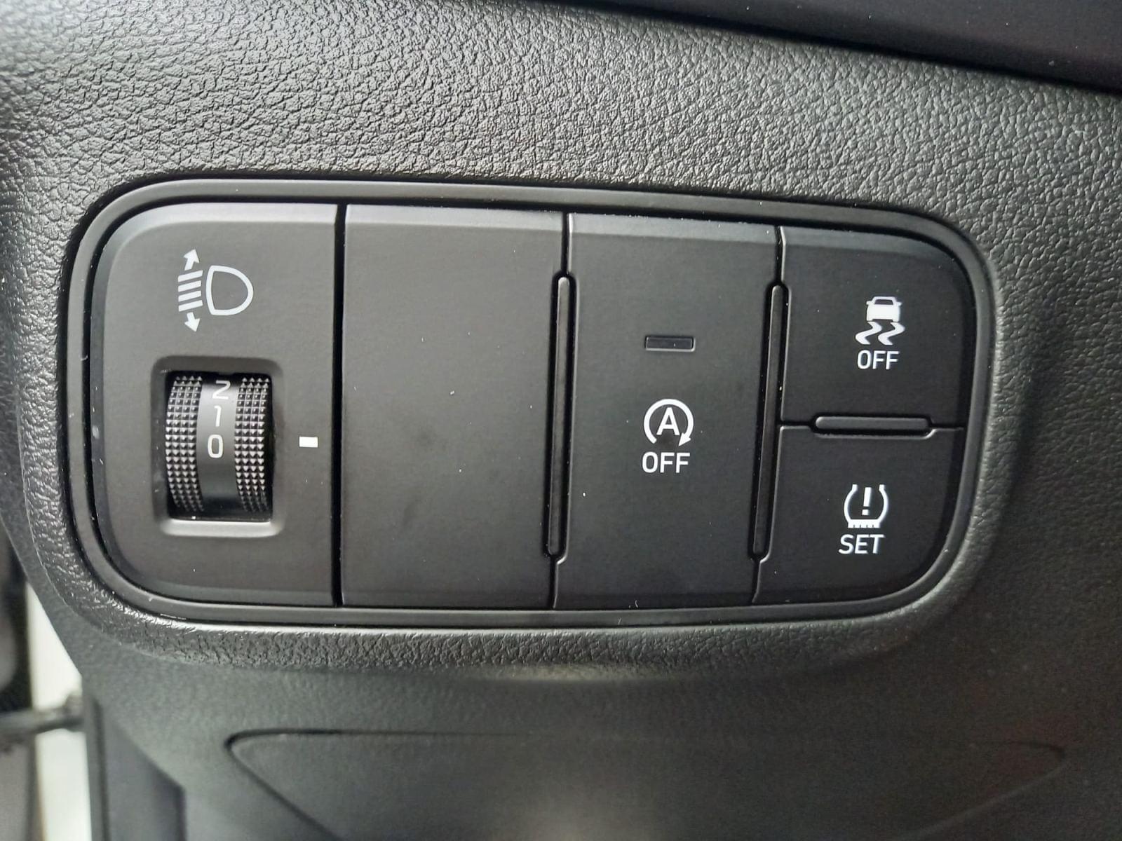 HYUNDAI BAYON 1.0 TGDI 74kW (100CV) 48V Maxx 14