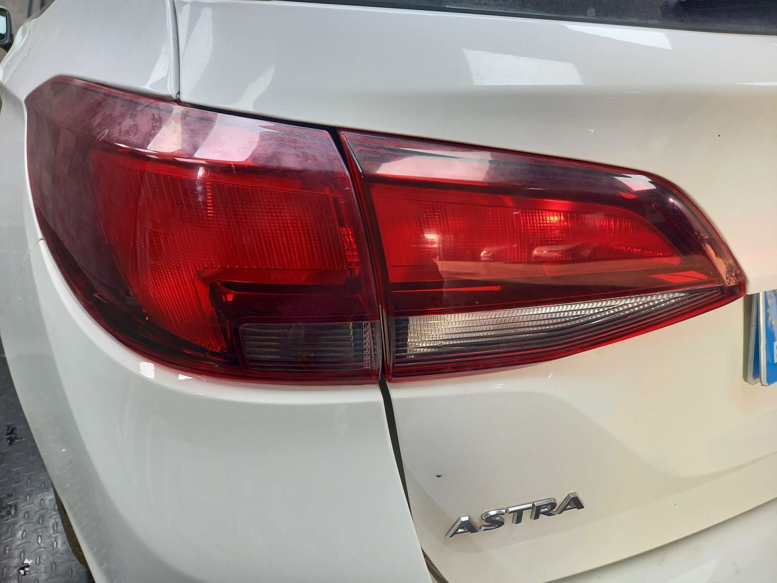 OPEL ASTRA SPORT TOURER SELECTIVE 1.6 CDTI 110CV 22
