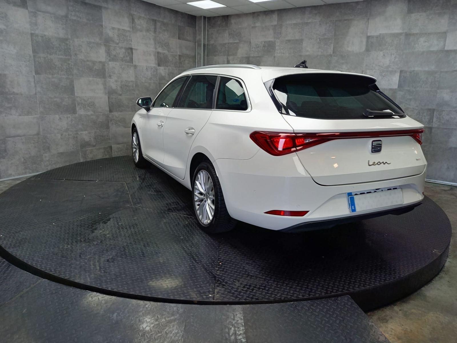 SEAT LEON SP 1.4 e-Hybrid DSG S&S Xcellence Go L 7 