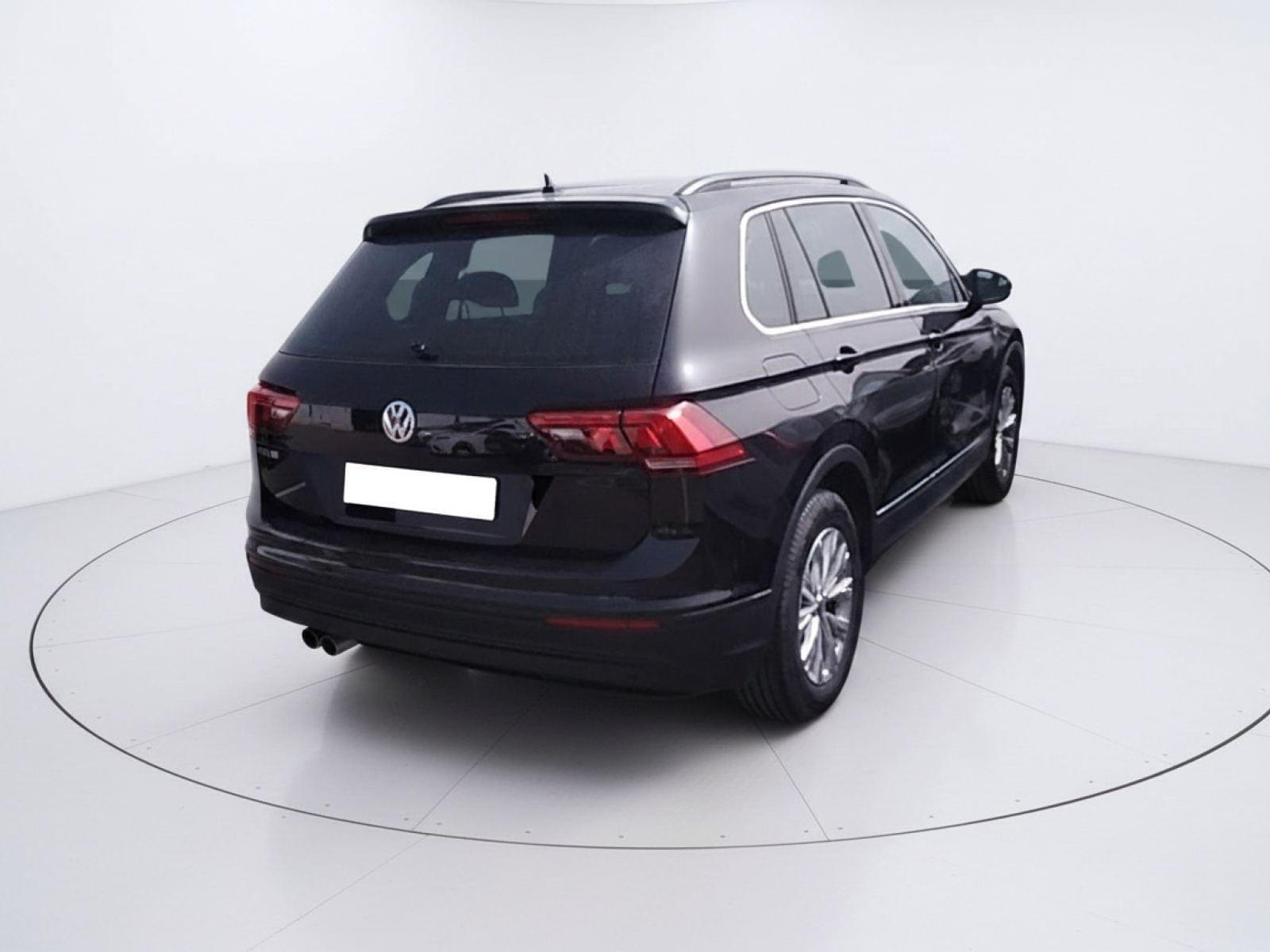 VOLKSWAGEN TIGUAN Advance 2.0 TDI 110kW (150CV) 3