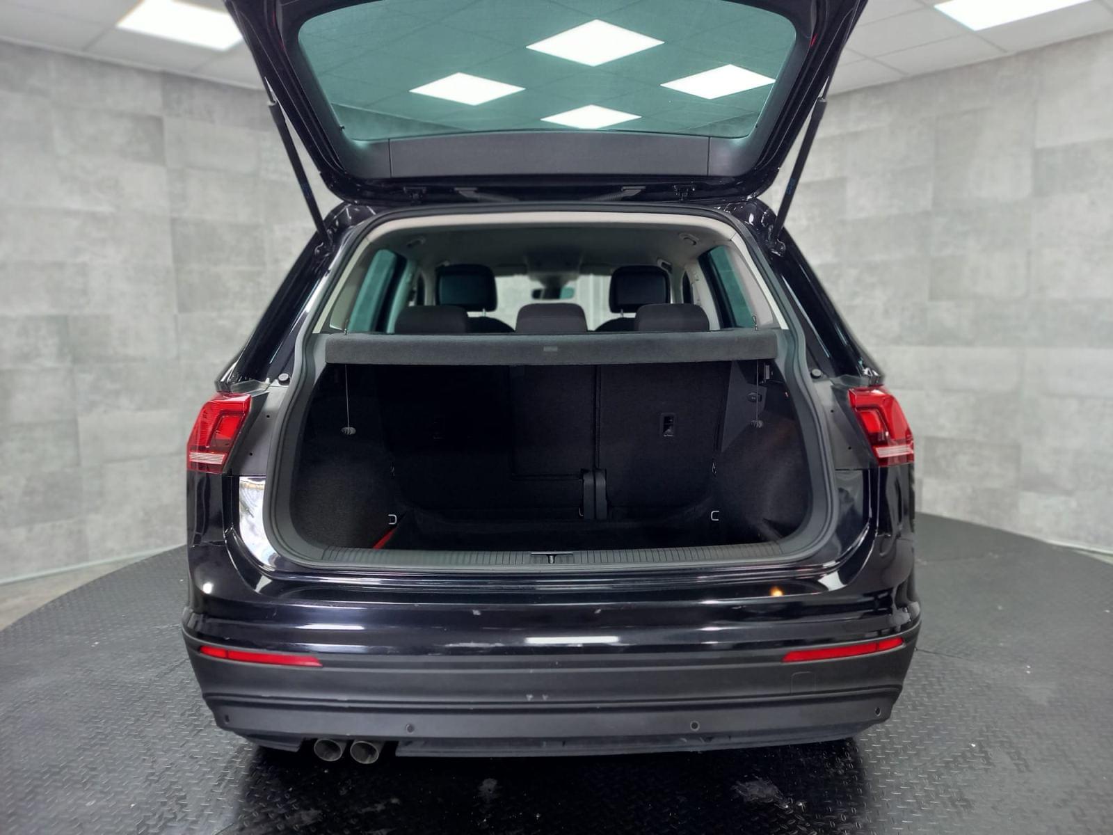 VOLKSWAGEN TIGUAN Advance 2.0 TDI 110kW (150CV) 11