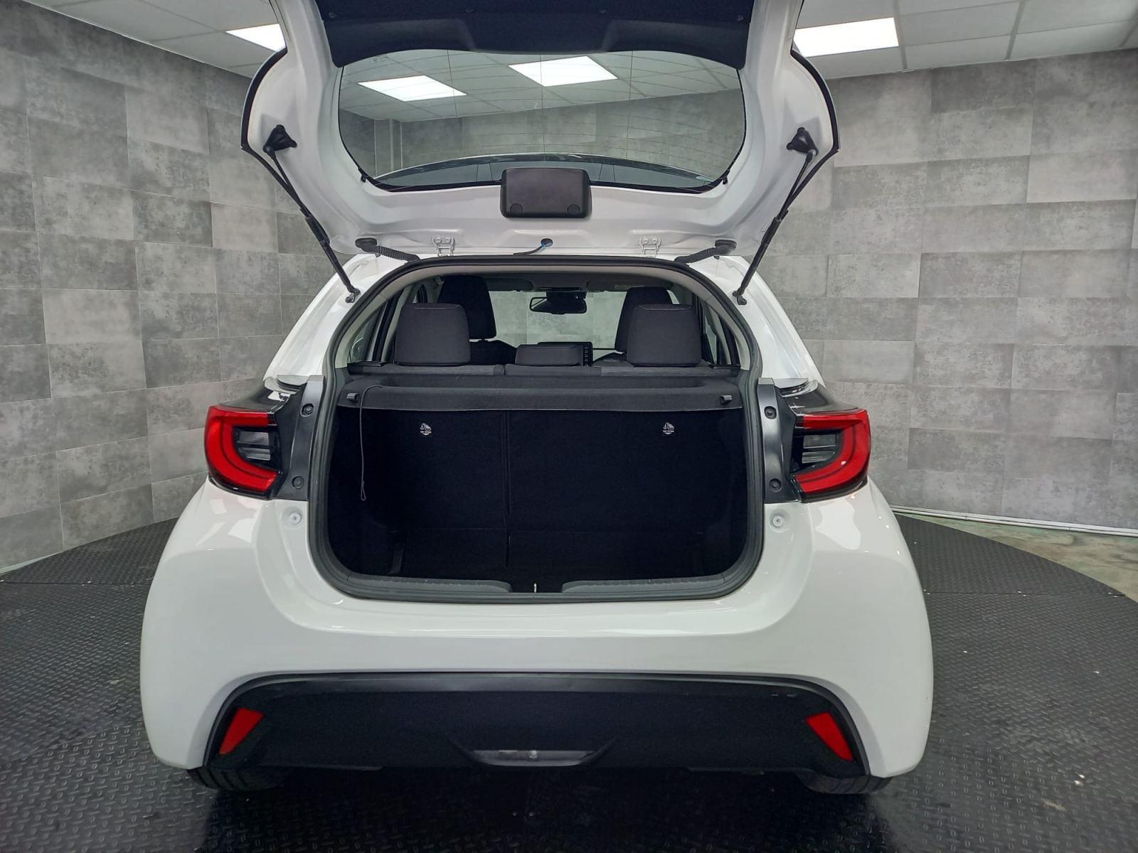TOYOTA YARIS 1.5 120H ACTIVE TECH 12