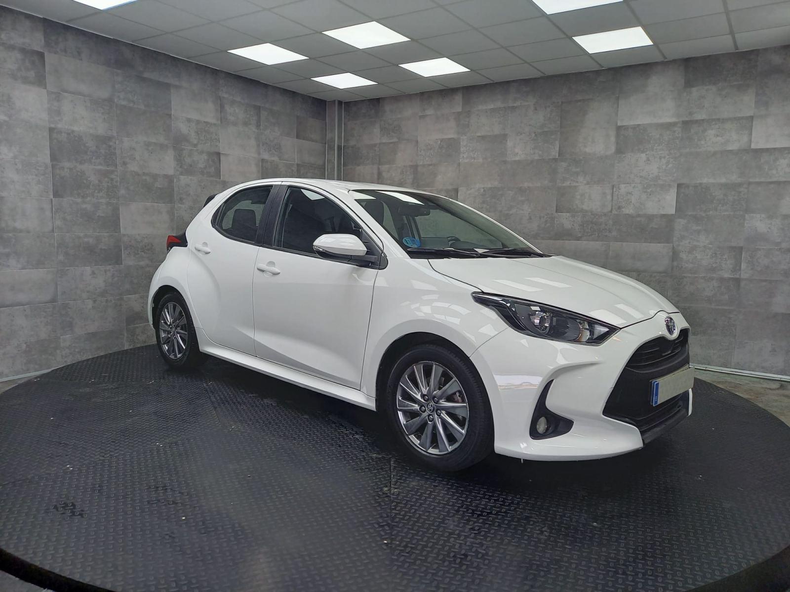 TOYOTA YARIS 1.5 120H ACTIVE TECH 3