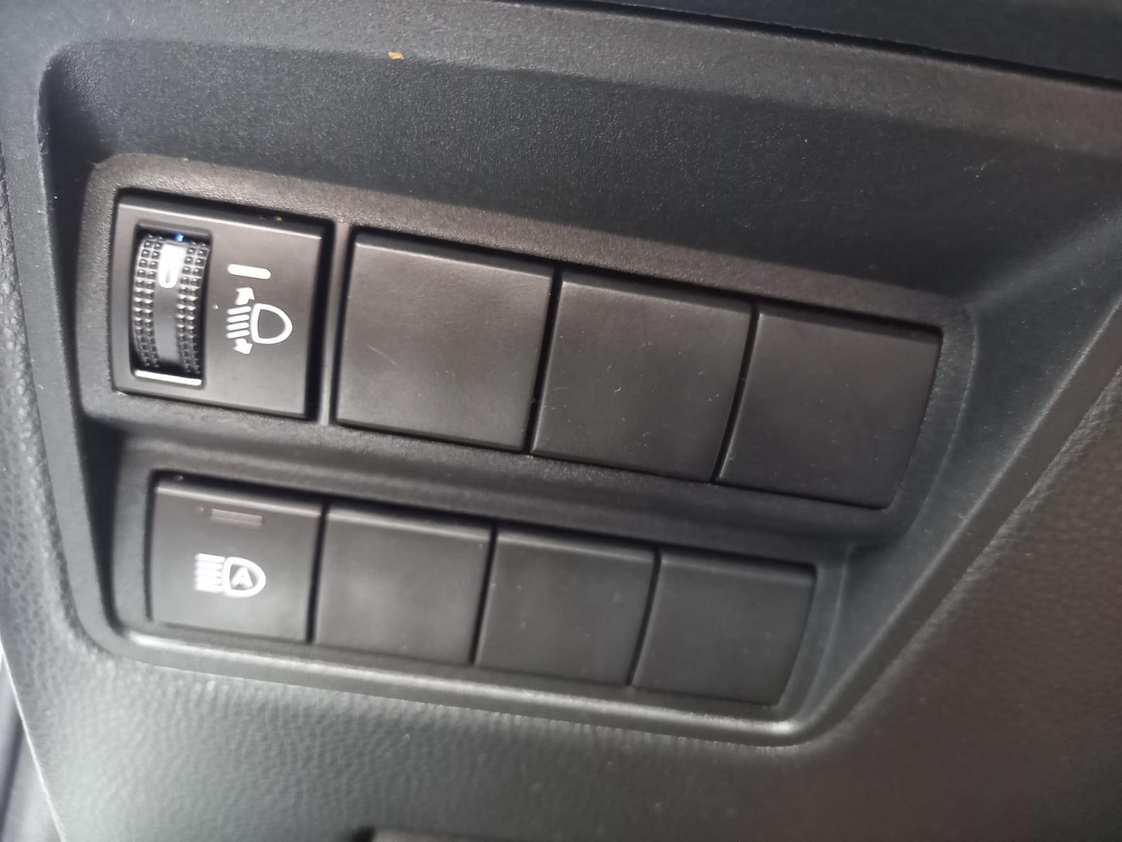 TOYOTA YARIS 1.5 120H ACTIVE TECH 30
