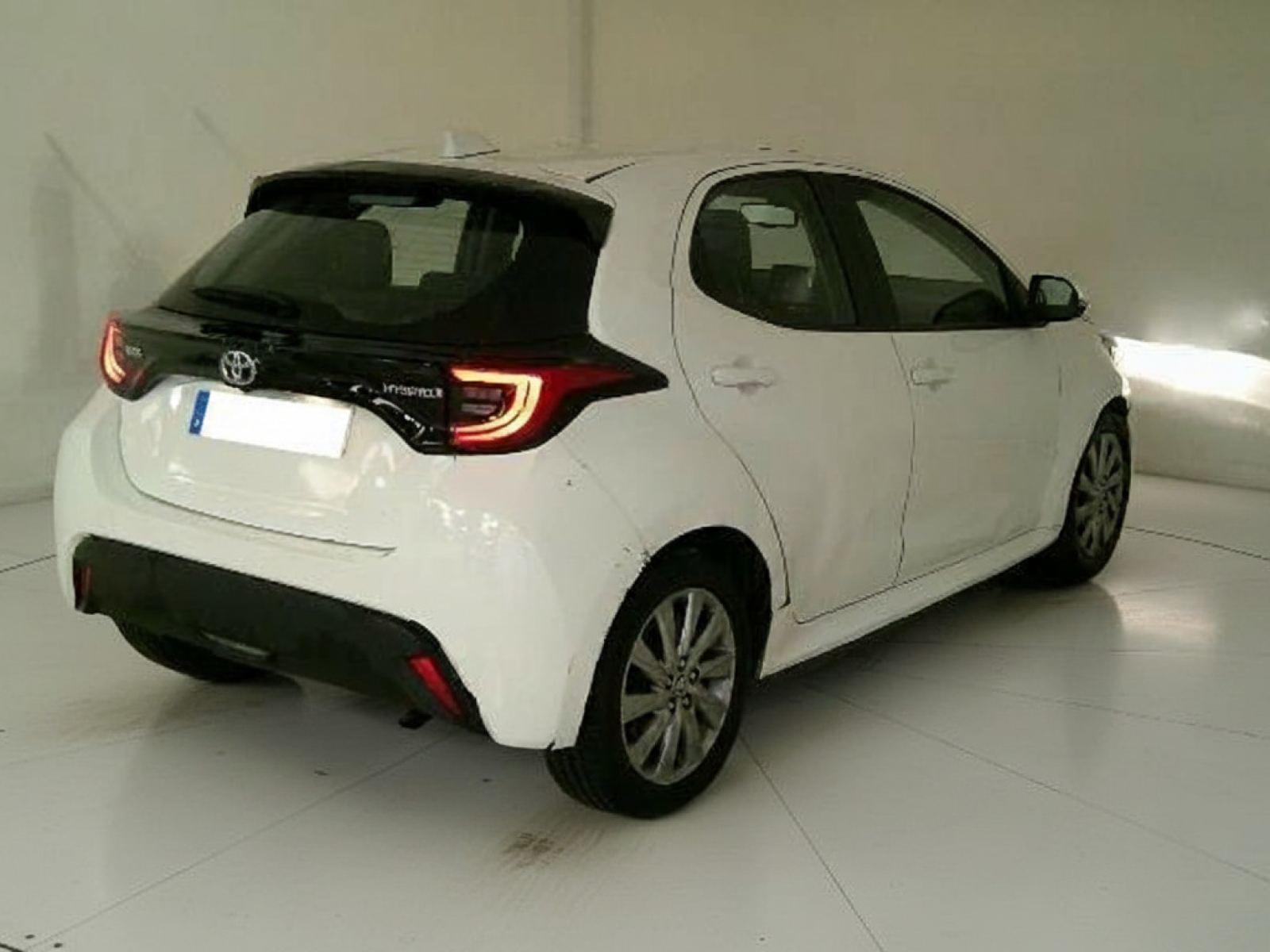TOYOTA YARIS 1.5 120H ACTIVE TECH 3