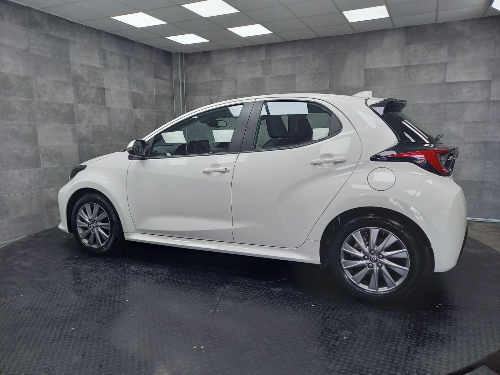 TOYOTA YARIS 1.5 120H ACTIVE TECH 7 
