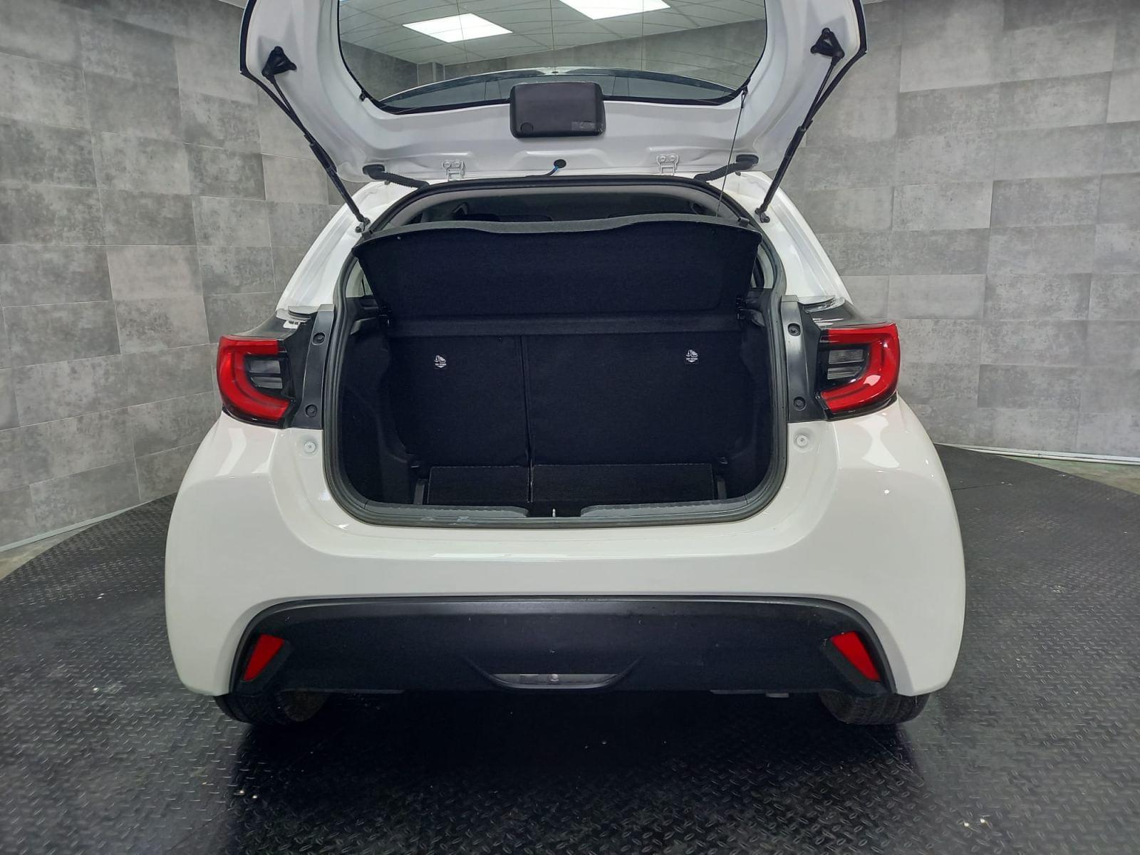 TOYOTA YARIS 1.5 120H ACTIVE TECH 11 