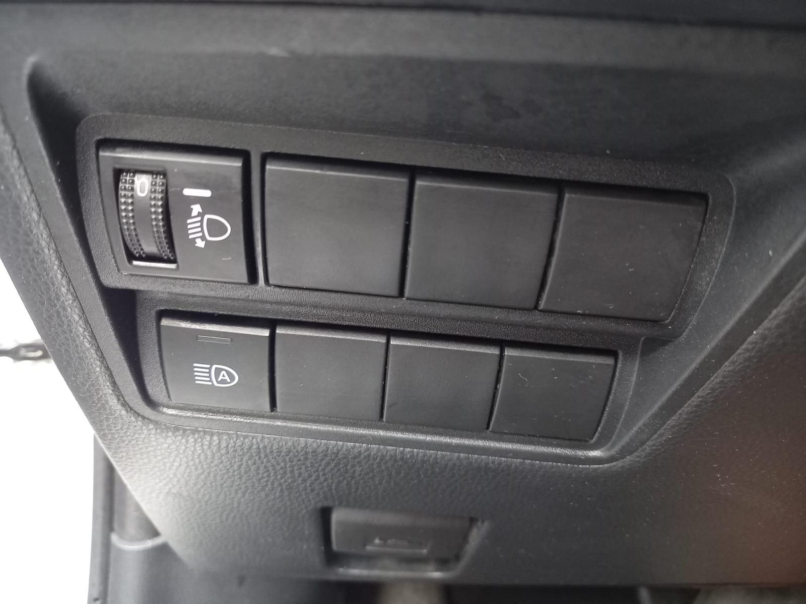 TOYOTA YARIS 1.5 120H ACTIVE TECH 17 