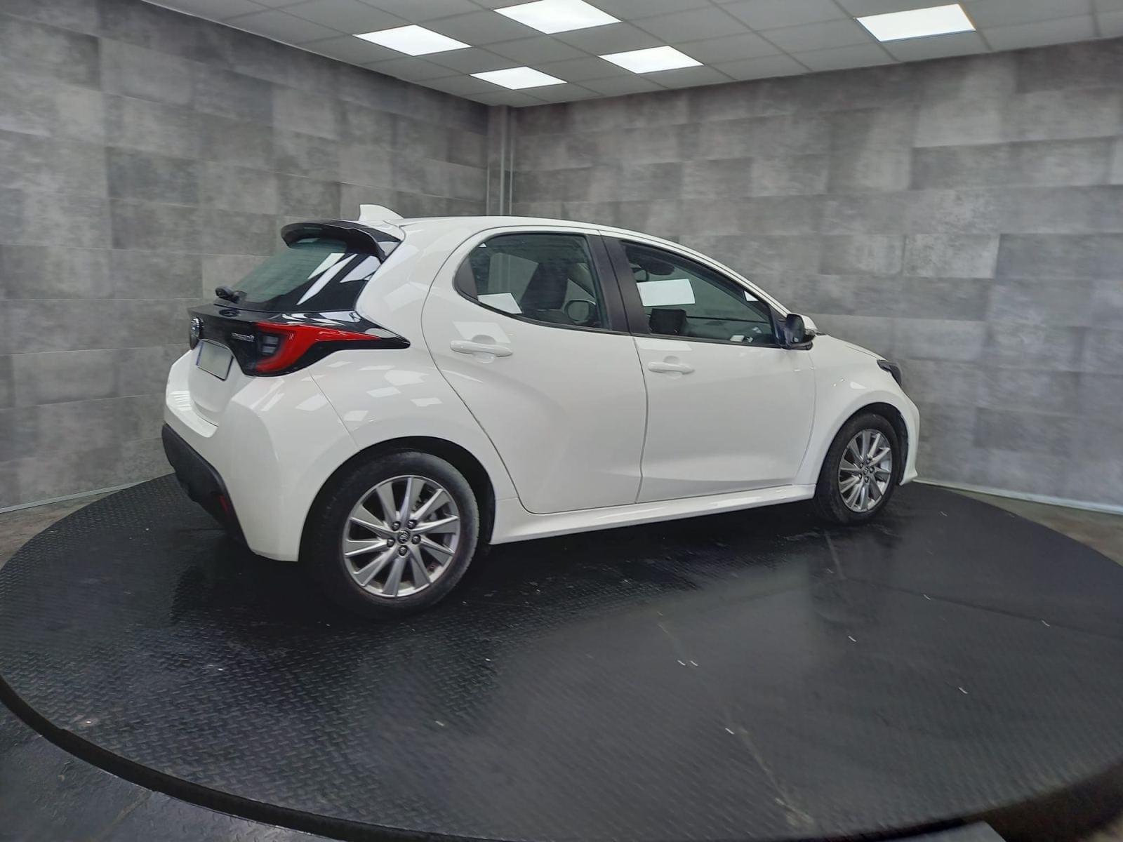 TOYOTA YARIS 1.5 120H ACTIVE TECH 3