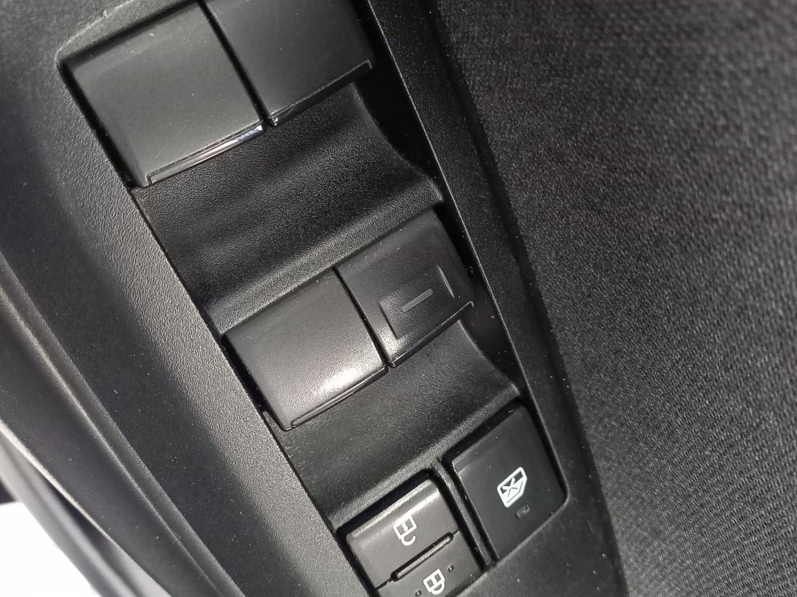 TOYOTA YARIS 1.5 120H ACTIVE TECH 18 