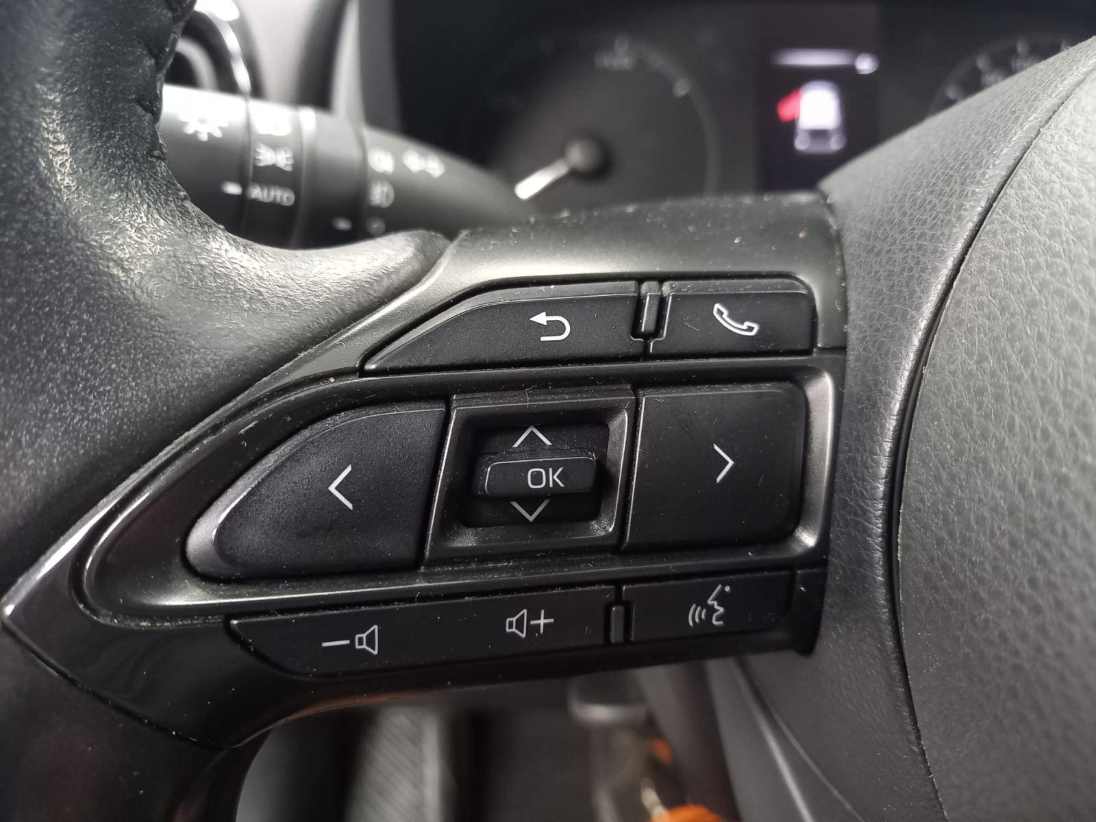 TOYOTA YARIS 1.5 120H ACTIVE TECH 19 