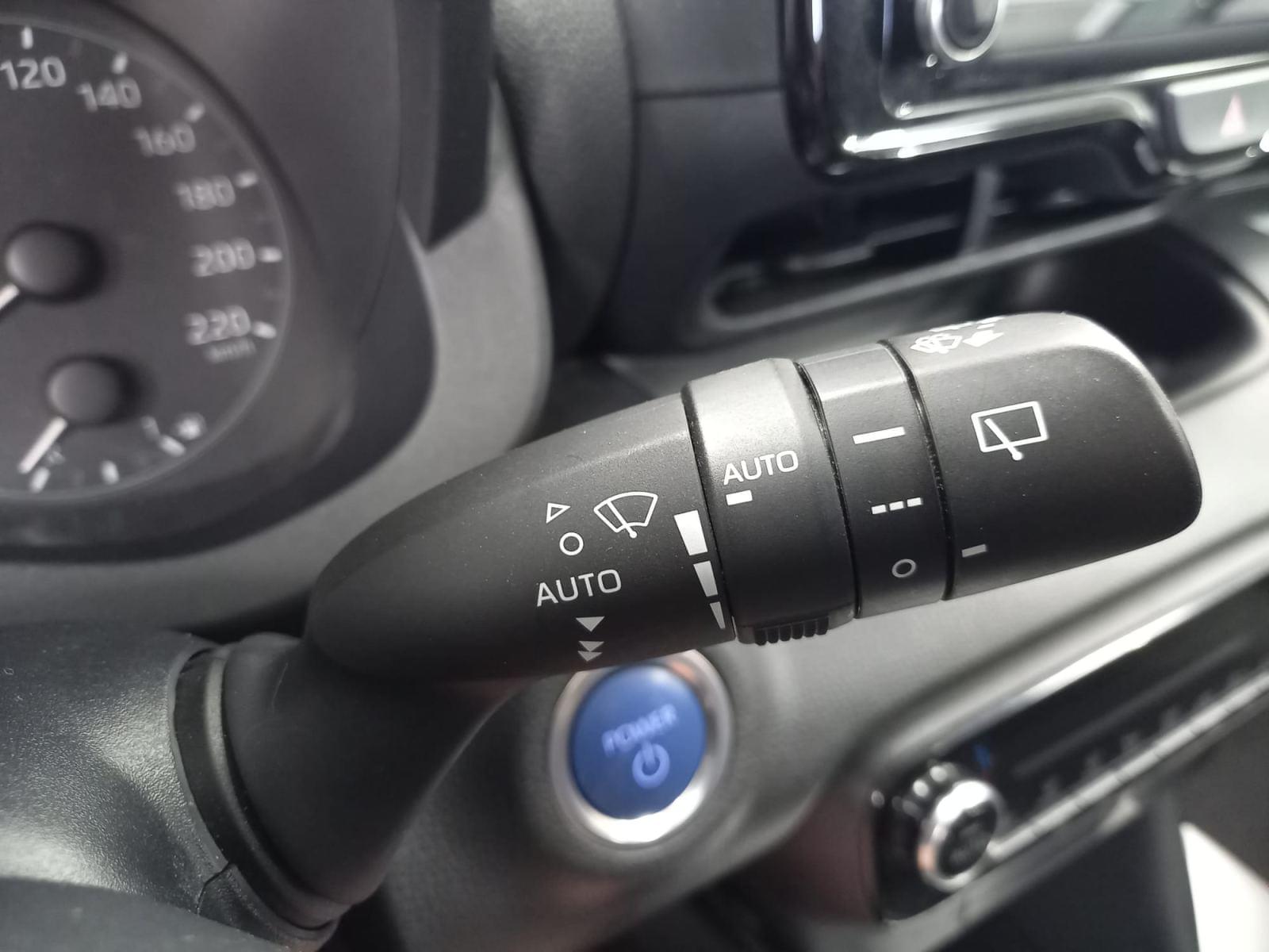 TOYOTA YARIS 1.5 120H ACTIVE TECH 23 